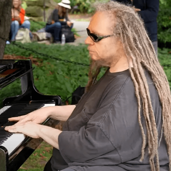 Jaron Lanier e os dez argumentos para você deletar agora suas redes&nbsp;sociais